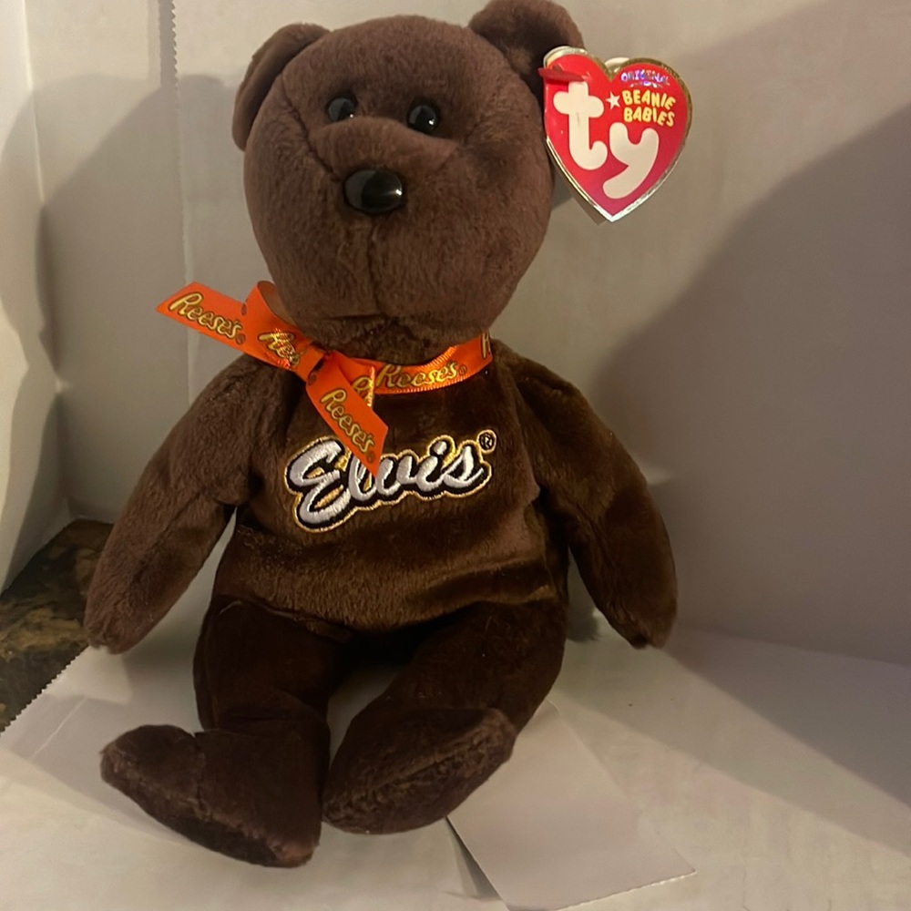 Ty Reese’s coco Presley Elvis